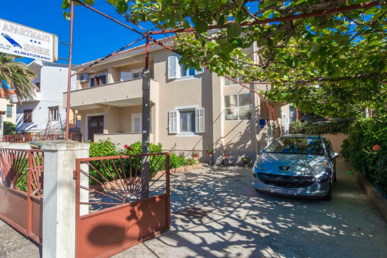 Apartments Tolic Biograd Na Moru Bagian luar foto